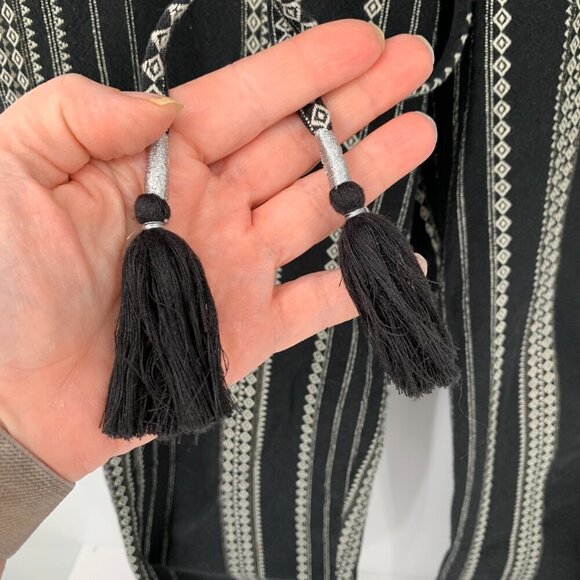 Anthropologie beach pants black white tribal ankle cropped drawstring tassel XS - Picture 5 of 6